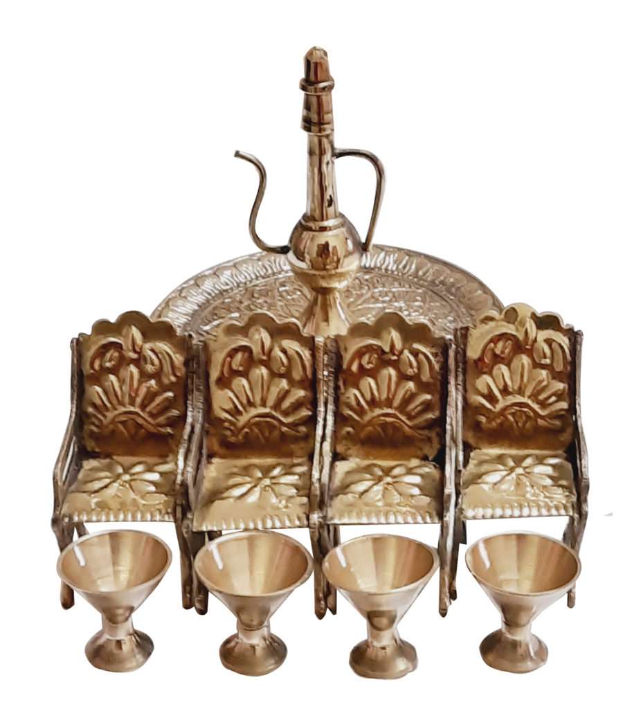 SAARTHI Unique Design Dining Table Chair Maharaja Set