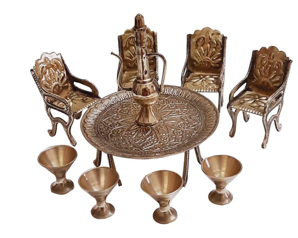 SAARTHI Unique Design Dining Table Chair Maharaja Set